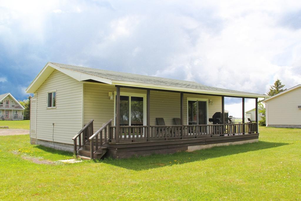 Swept Away Cottages Cavendish Exterior foto